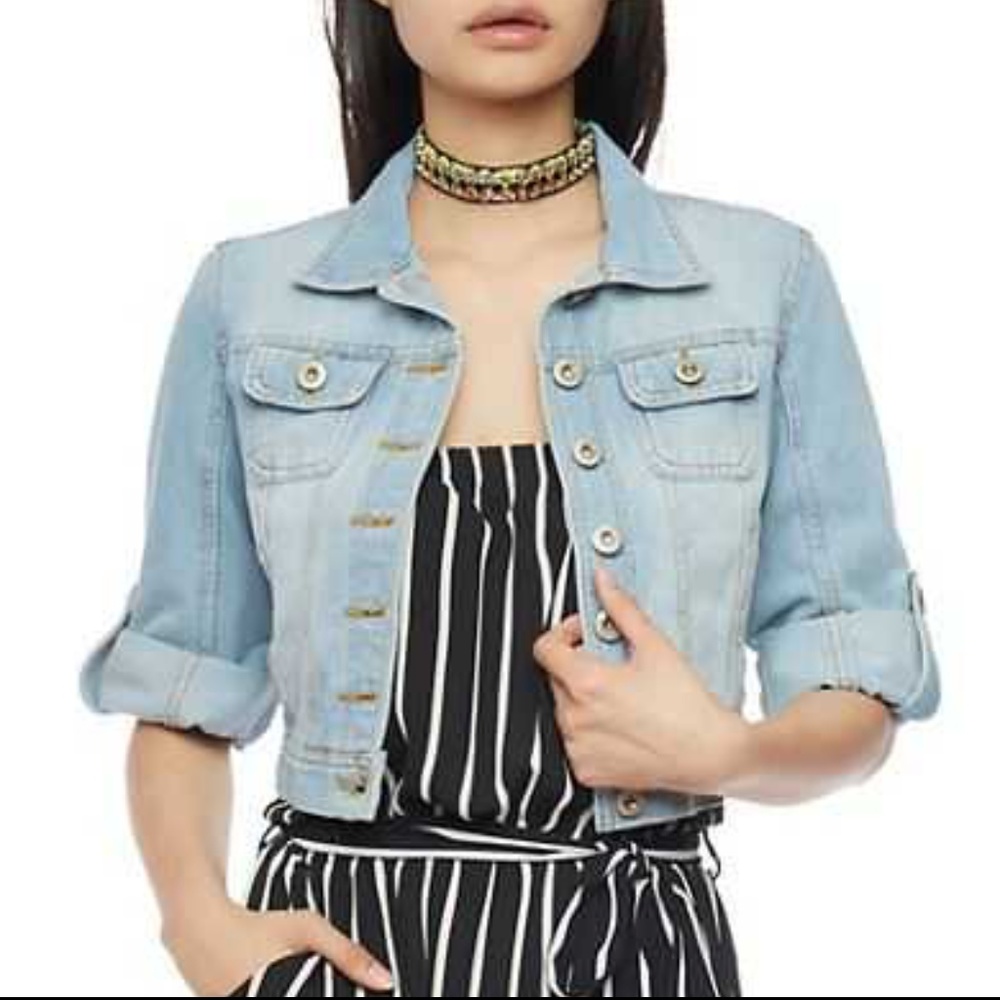 🛑SOLD OTHER PLATFORM🛑Cropped Denim Jacket